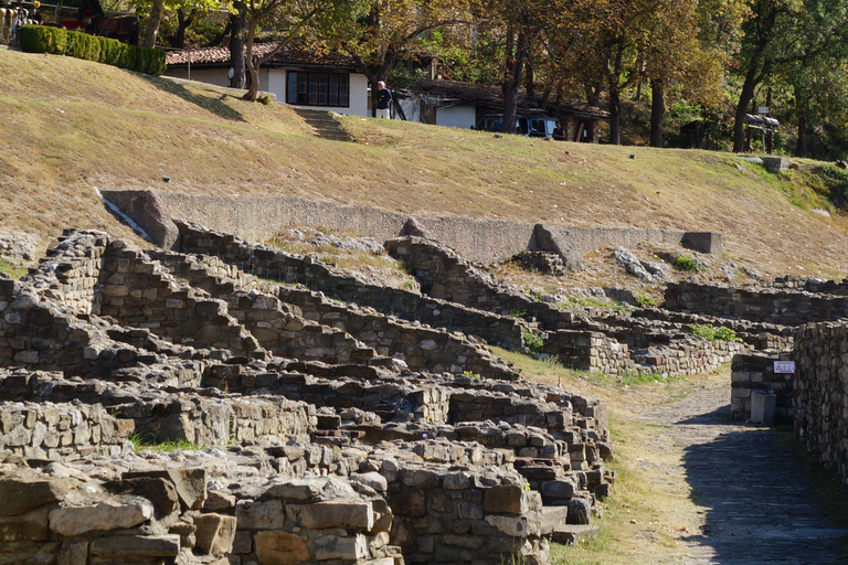 From Sofia: Veliko Tarnovo Day Tour Veliko Tarnovo Day Trips from Sofia