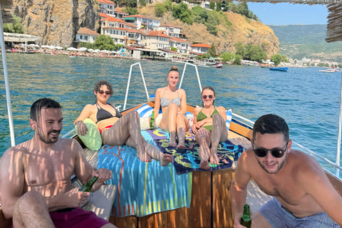 Ohrid: Lake Ohrid Sightseeing or Sunset Cruise with Drinks