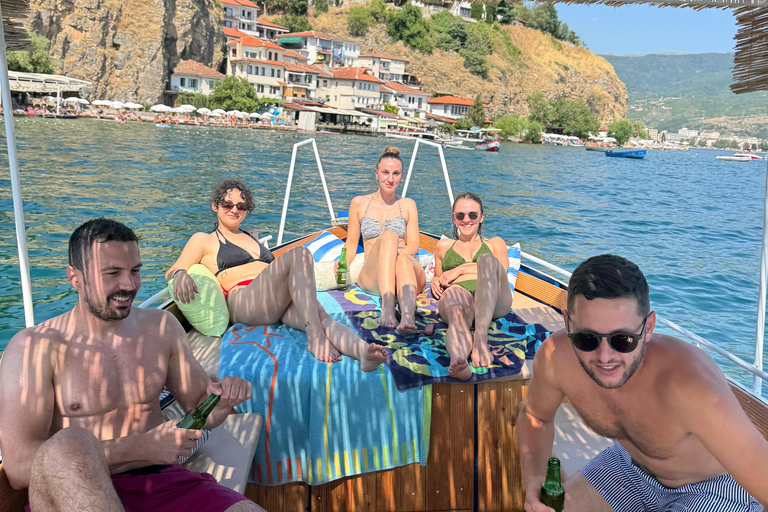 Ohrid: Lake Ohrid Sightseeing or Sunset Cruise with Drinks