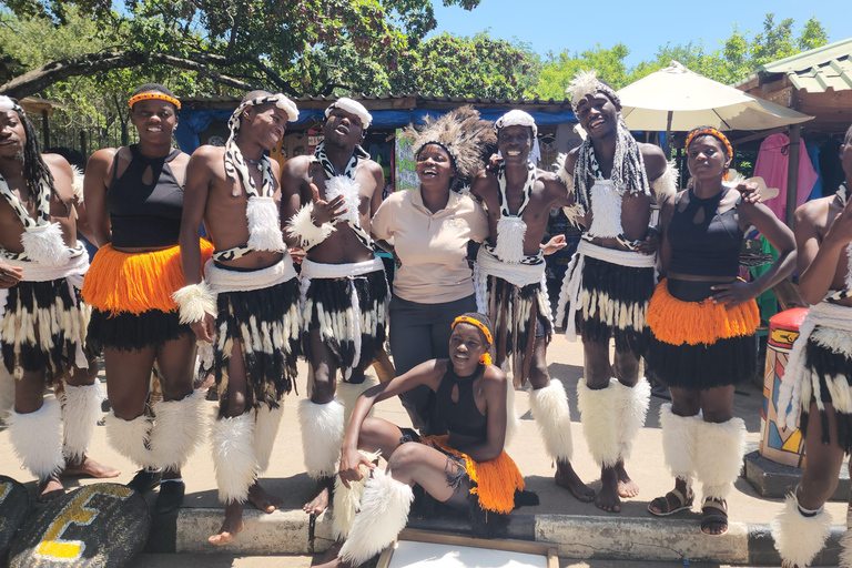Victoria Falls Guided Walking Tour: Zimbabwe & Zambia
