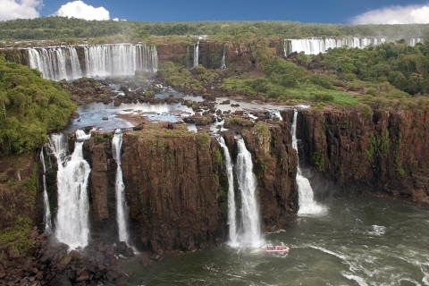 Taxi's Iguazu: Vliegveld+Watervallen beide zijden+ Vliegveld!Het bezoek wordt alleen gedaan om te genieten zonder haast