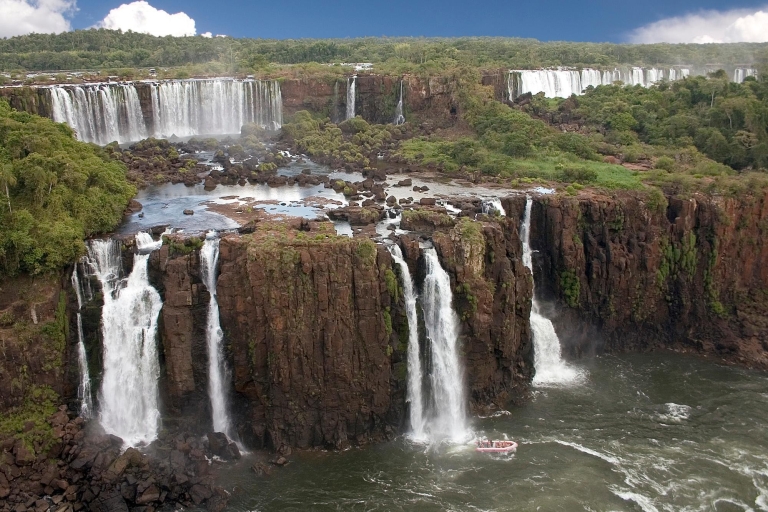 Taxi's Iguazu: Vliegveld+Watervallen beide zijden+ Vliegveld!Het bezoek wordt alleen gedaan om te genieten zonder haast