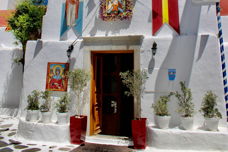 Mykonos: Walking Tour of Town Highlights and Hidden Gems
