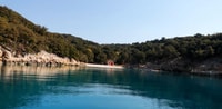 Plavnik Island & Wild Bays Boat Ride with Captain Bobo (4h) - Housity