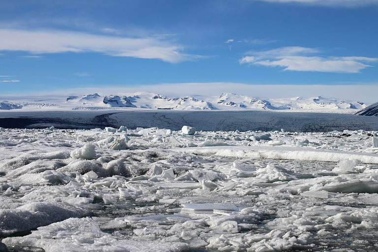 Iceland: 10-Day Winter Tour with Accommodation & Meals