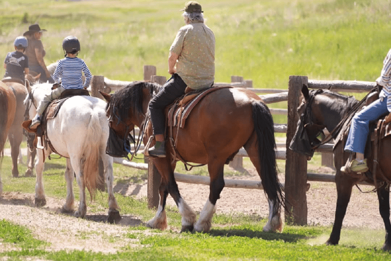 Saint Maarten: Sunset Horseback Ride and Campfire Tour