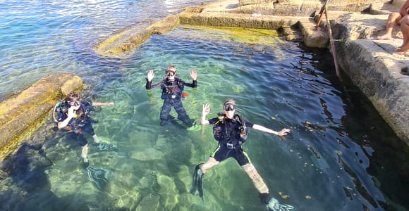 Baie de St Paul, Malte : initiation à la plongée sous-marine PADI pour débutants
