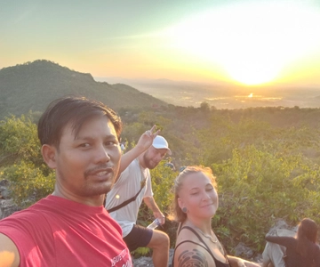 Battambang: Comboio de Bambu, Gruta dos Morcegos, Gruta da Morte em Tuk Tuk