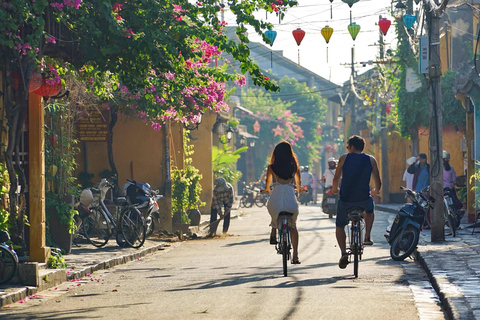 Hoi An: visite de la cuisine de rue en motoHoi An: visite de la cuisine de rue à moto