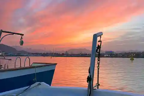 Alcudia Mallorca: Solnedgång på båt med mat och dryck ingår