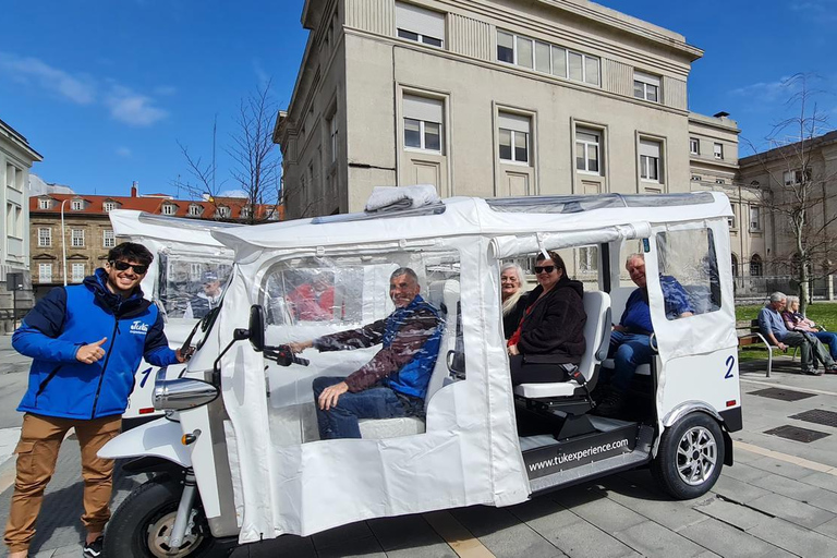 Cadiz: VIP Tuk Tuk tourCadiz: VIP Tuk Tuk tour - SPANISH