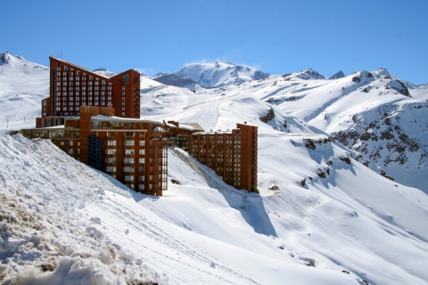 Journée de ski à Valle NevadoLieu de rendez-vous Plaza de Armas 7:00 AM
