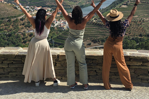 Douro Valley: Private Wine Tour with Lunch