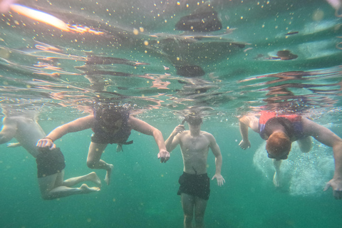 Muscat: Daymaniyat Islands Boat & Snorkel Trip
