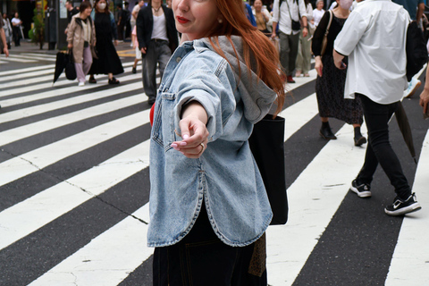 Tokyo: Shinjuku Early Morning Private Photoshoot 90-Min Session – Adds West Exit Skyline | 100 Photos
