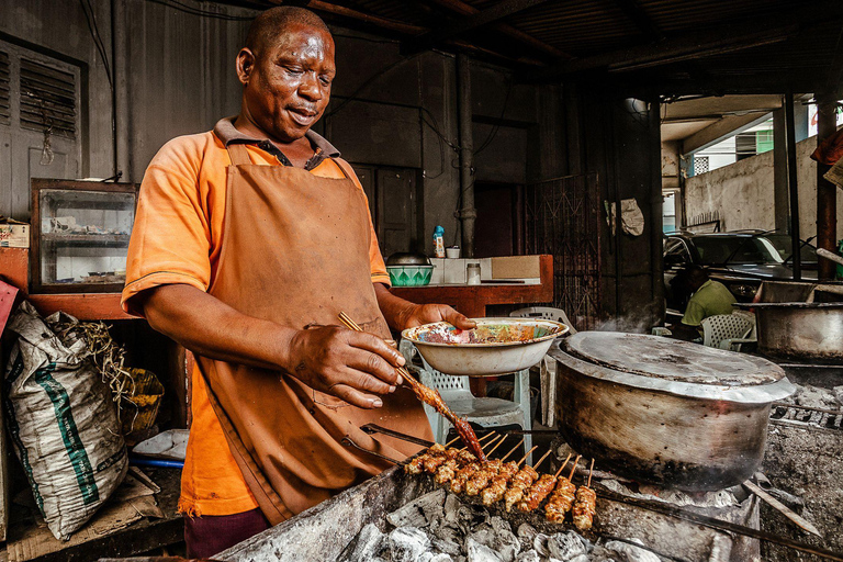 Mombasa: Sultan's Spoon Food Tour with 15+ Tastings