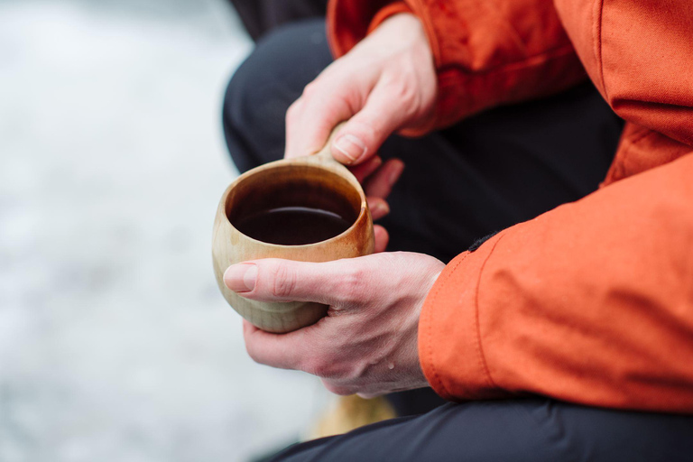 Pyhätunturi: Experimente a escalada no gelo na Lapônia finlandesaExperimente escalar no gelo na Lapônia finlandesa
