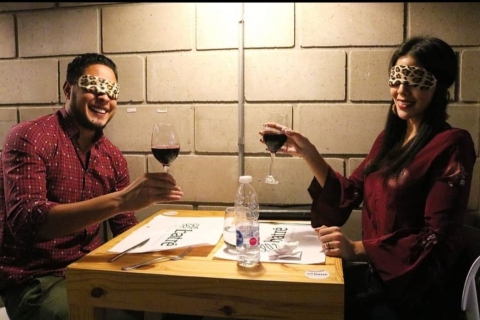 Erlebnis für die Sinne - Blind Dinner in Colonia Del SacramentoSensory Experience - Blind Dinner in Colonia Del Sacramento