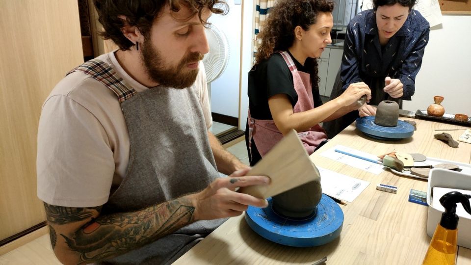 Osaka Tennoji] Pottery experience class Electric potter's wheel course A  pottery class 5 minutes on foot from Abeno Harukas! Plan for foreigners  visiting Japan
