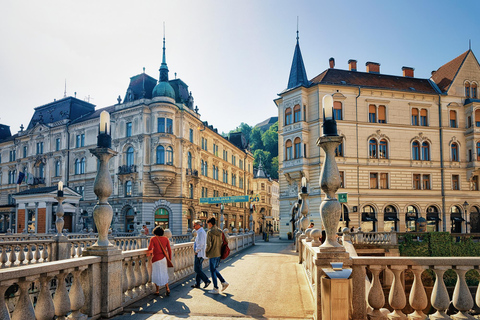 Ljubljana: Private exklusive Geschichtstour mit lokalem Experten