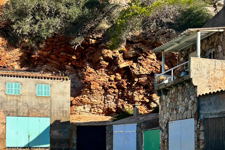 Private Tour to Calo des Moro by Boat Private boat tour to Cala des Moro