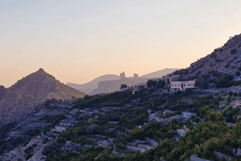 Muscat: Nizwa & Jabal Akhdar Day Trip with Fort & Souq pick up