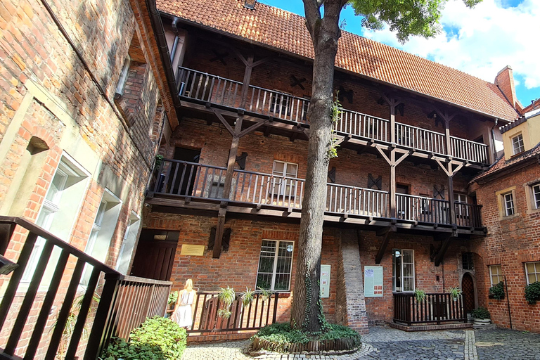 Wroclaw: Secrets of Wroclaw Walking Tour (2 hours)