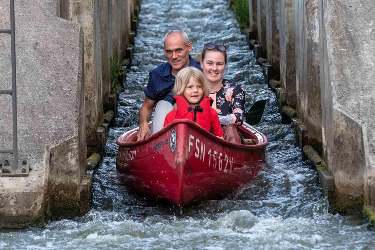 Discover Leipzig in a 3-person canoe – 4-hour paddling tour through nature Discover Leipzig with a 3-person canoe – 4-hour paddling tour through nature