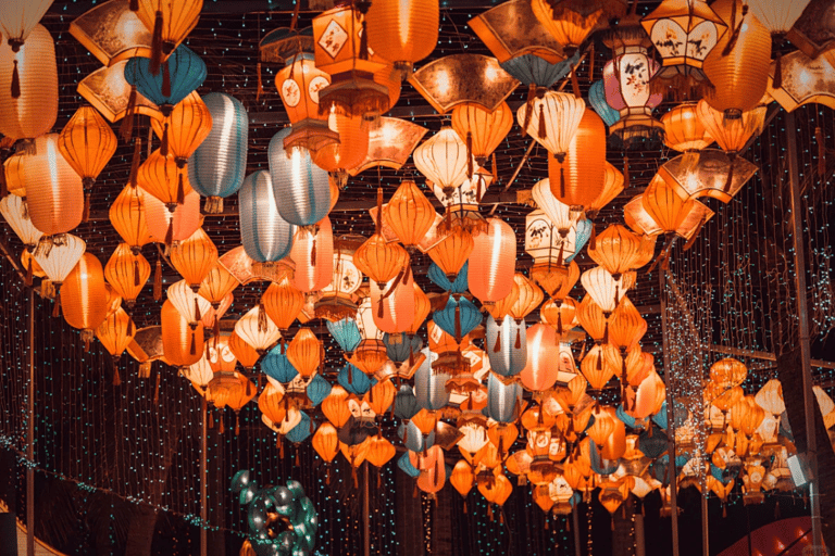 Guangzhou: Create Your Own Chinese Lantern (Light-Up Craft)