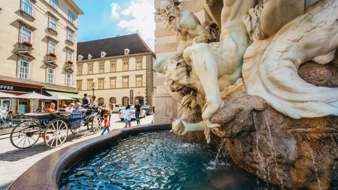 Vienna: Guided Walking Tour of City Center Highlights