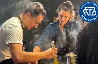 Paris: Teambuilding-Küche und Essen in einer Kunstgalerie