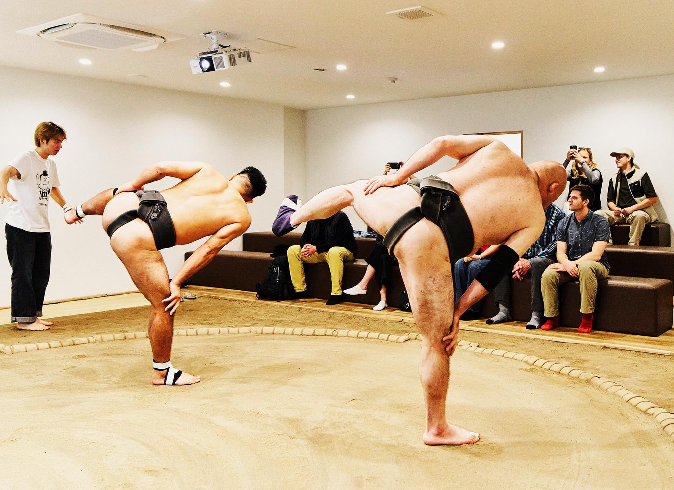 Osaka: Sumooplevelse med liveshow og publikumsudfordring