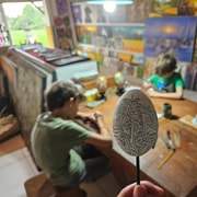 ウブド：バリ風の卵絵付け、キャンバス、カナンサリのオファリング体験