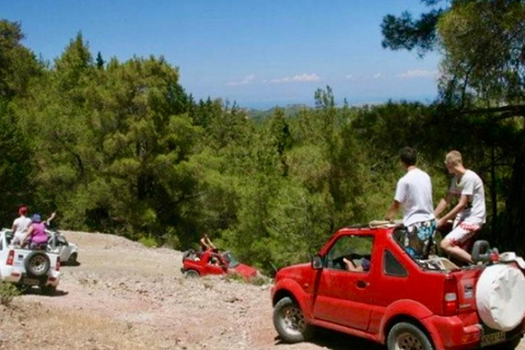 Patras : lever du soleil au mont Panachaiko en Jeep et petit-déjeuner grecPatras : lever du soleil au mont Panachaiko en 4x4 et petit-déjeuner grec