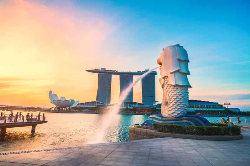 Singapore: Shared City Tour by Van/Bus