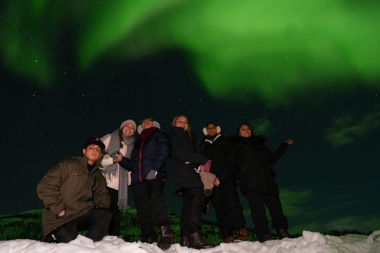 Tromsø: English/Spanish Aurora Pathfinder Tour with Photos Tromsø: English/Spanish Aurora Hunting Private Minibus Tour
