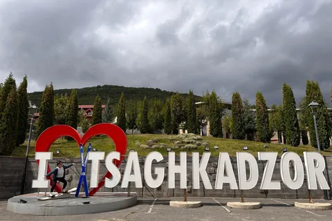 Da Yerevan: Tour guidato di Tsaghkadzor e del lago Sevan