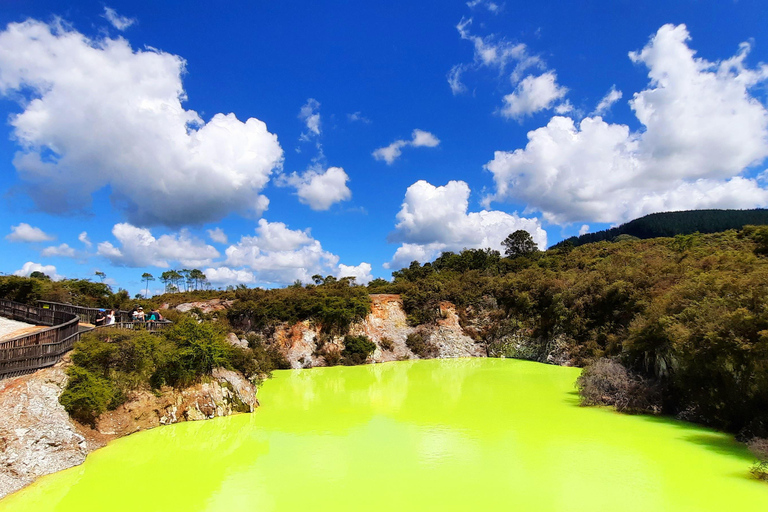 Nueva Zelanda: Ruta guiada de 26 días por la Isla Norte con acampada