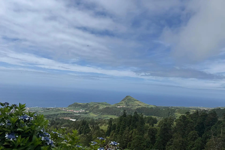 São Miguel: Horseback Riding at Sete Cidades with Lunch Sunset Tour (no lunch)