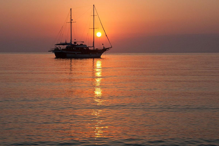 Fethiye: Romantic Sunset Boat Tour Fethiye Sunset Boat Tour With Transfer