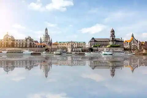Dresden - historic city tour of Dresden and the Semperoper
