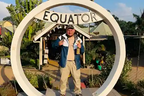 Uganda: Day Tour to the Uganda Equator in Kayabwe