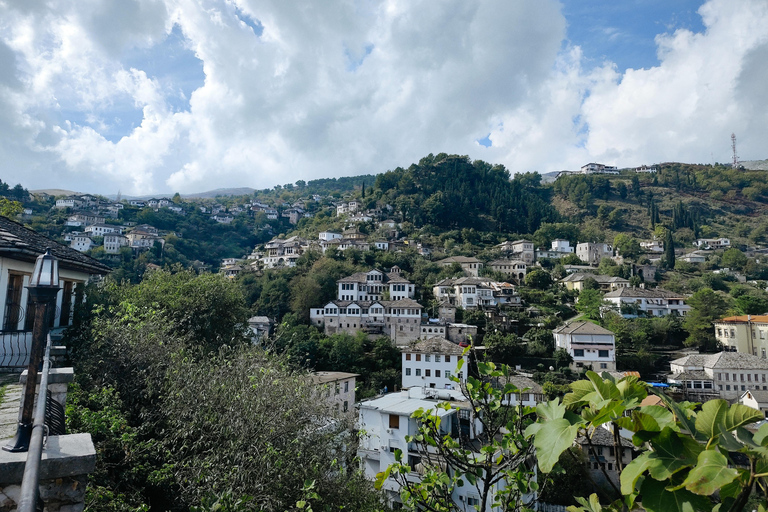 Gjirokaster von Eden aus Tirana