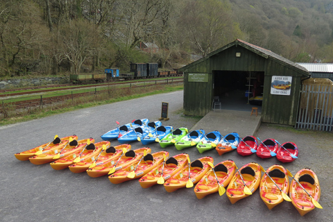 Llanberis: alquiler de kayaks con equipo en Llyn PadarnLlanberis: Alquiler de kayaks con equipo en Llyn Padarn