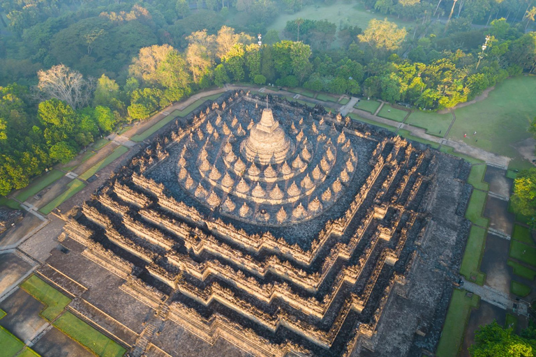 Yogyakarta : visite d&#039;une journée à Prambanan, Merapi en Jeep et BorobudurYogyakarta : visite d&#039;une journée de Prambanan, Merapi en Jeep et Borobudur