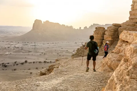 Riad: Wandertour zum Rand der Welt