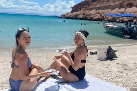 La Paz: Whale Shark, Sea Lions & Balandra Tour