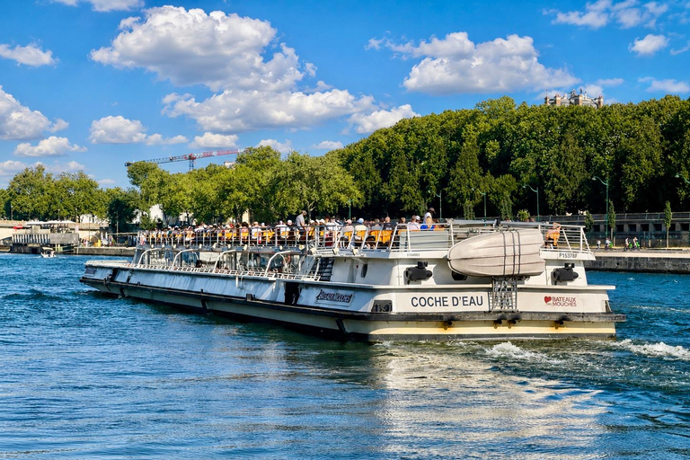 Paris: Bateaux Mouches® Day or Evening Cruise & Audio Guide