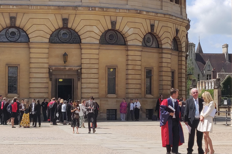 Oxford: Rundgang zu Tolkien, Lewis und Alice mit College