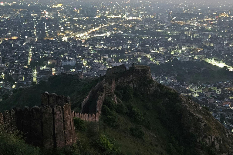 Jaipur: Private Car Tour with Hawa Mahal & Amber palace